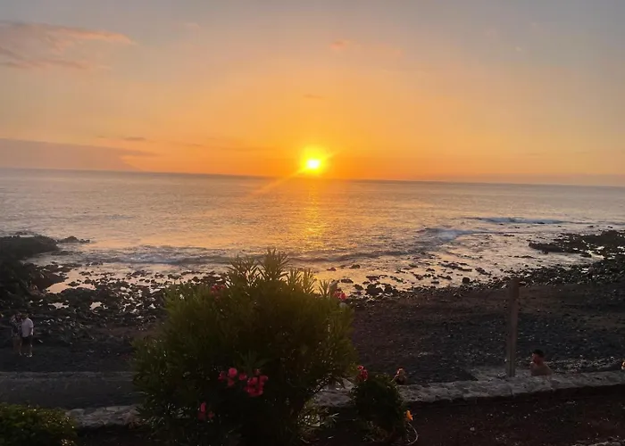 Max Neptuno 1st Line Ocean View Apartament *