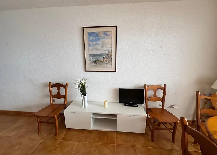 Daire Max Neptuno 1st Line Ocean View *